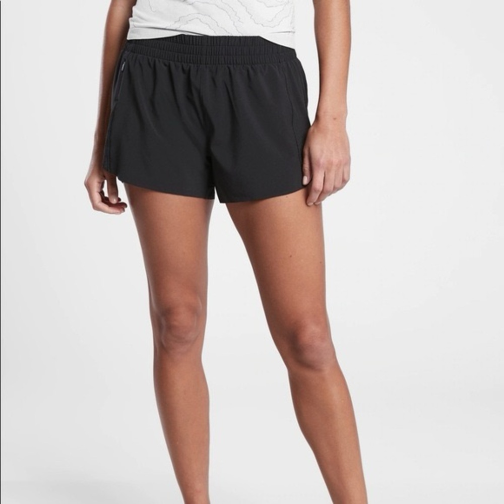 Athleta Hustle 3” Short 1X